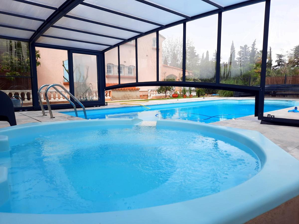 Domaine Des Pins Villa Saint-Estève Exteriör bild